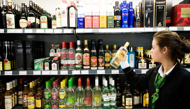 En Alkoholikernation: Hvorfor Drikker Jeppe?